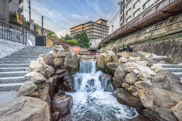 <ひとりの贅沢>『草津・下呂・有馬温泉 日本三名泉めぐり 4日間』<バス席1人2席>【新宿出発】3